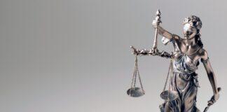 Will any law firms lose their Qld government contracts for not meeting pro bono targets?