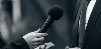 Say less, mean more Great communications say less to mean more